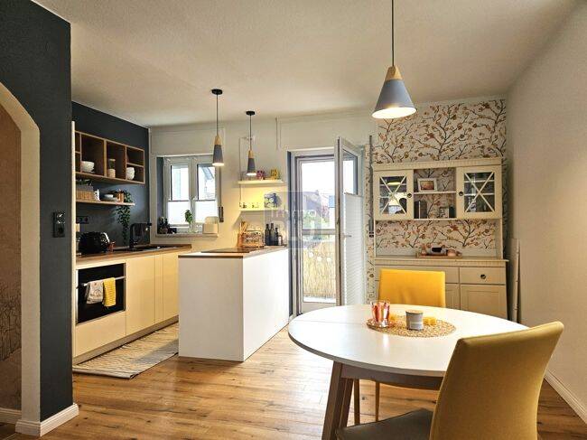 Stilvolle 3-Zi-Wgh. mit Balkon, EBK, 76356 Weingarten (Baden)
