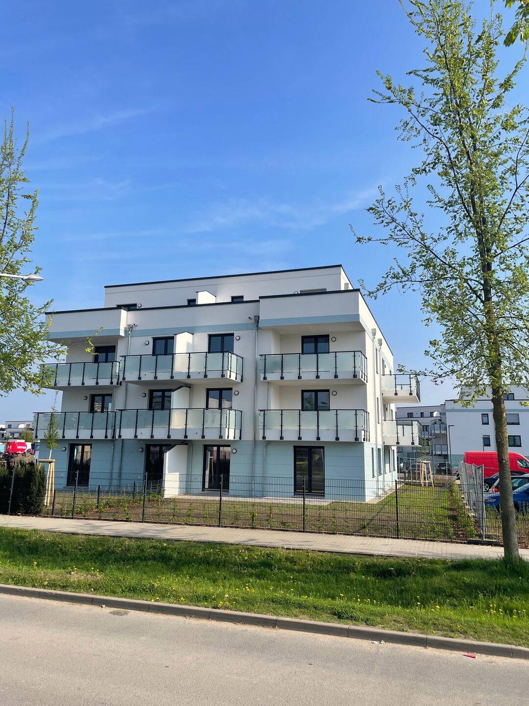 Exclusive Neubau 3-Raum Dachgeschosswohnung mit zwei Terrassen, 12529 Schönefeld