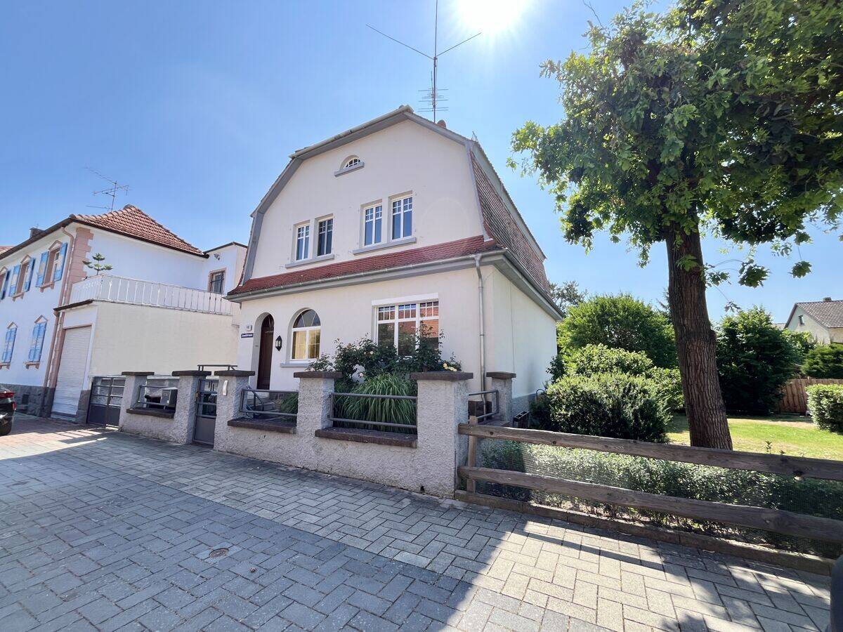 Stilvolles Einfamilienhaus mit historischem Flair und Ausbaupotenzial, 63512 Hainburg