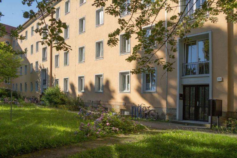 Ruhig gelegene 2-RWE mit Balkon!, 1187 Dresden