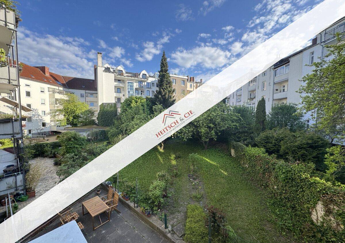 Beste Lage: Stilvolle 3,5-Zimmer-Wohnung im 2.OG mit zwei Balkonen & Gartenblick!, 24105 Kiel (Blücherplatz Brunswik Düsternbrook)