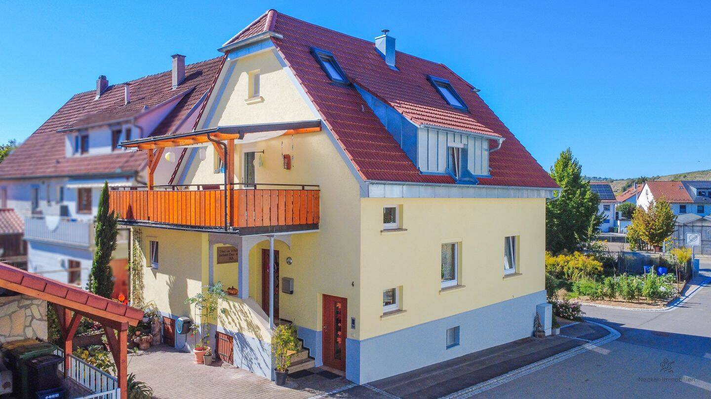 Familienglück mit Weinbergblick – modernisiert, großzügig & voller Charakter, 74395 Mundelsheim