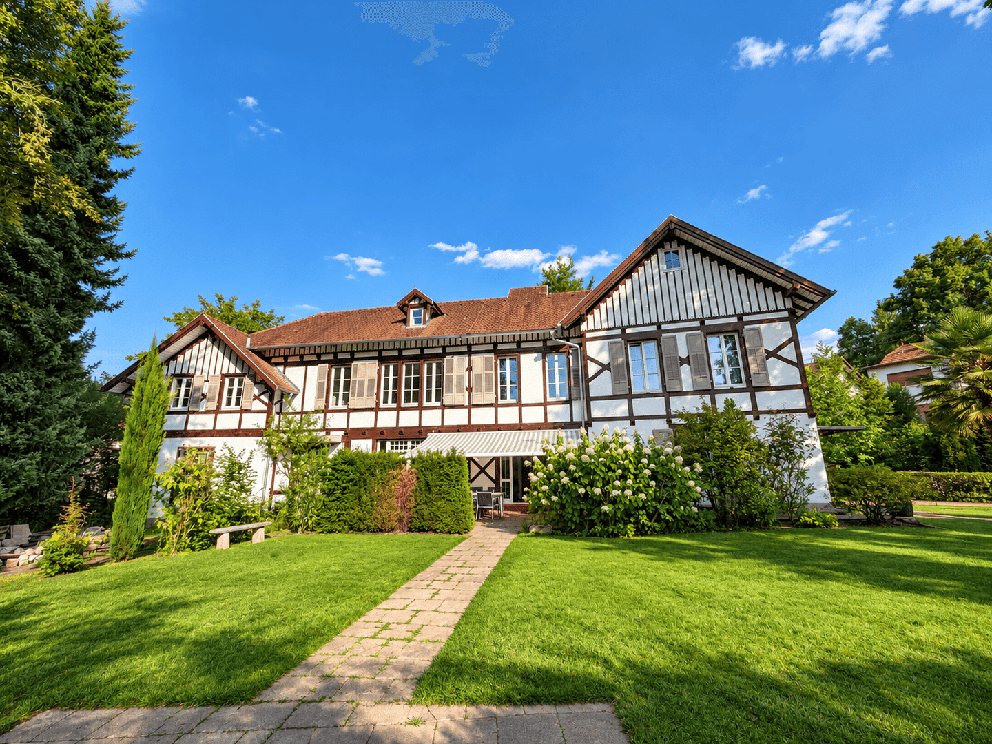 Ein Zuhause für Menschen, die das Besondere suchen – historisch, vielseitig, einzigartig!, 76530 Baden-Baden (Ebersteinburg Innenstadt Lichtental Varnhalt Weststadt)