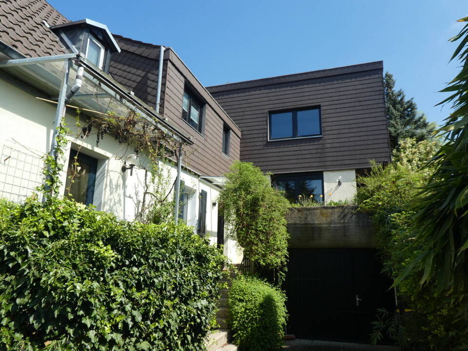 Ein besonderes Zuhause zum Wohlfühlen und optional Vermieten – zwei Häuser in Bergen-Enkheim!, 60388 Frankfurt am Main (Bergen-Enkheim Seckbach)