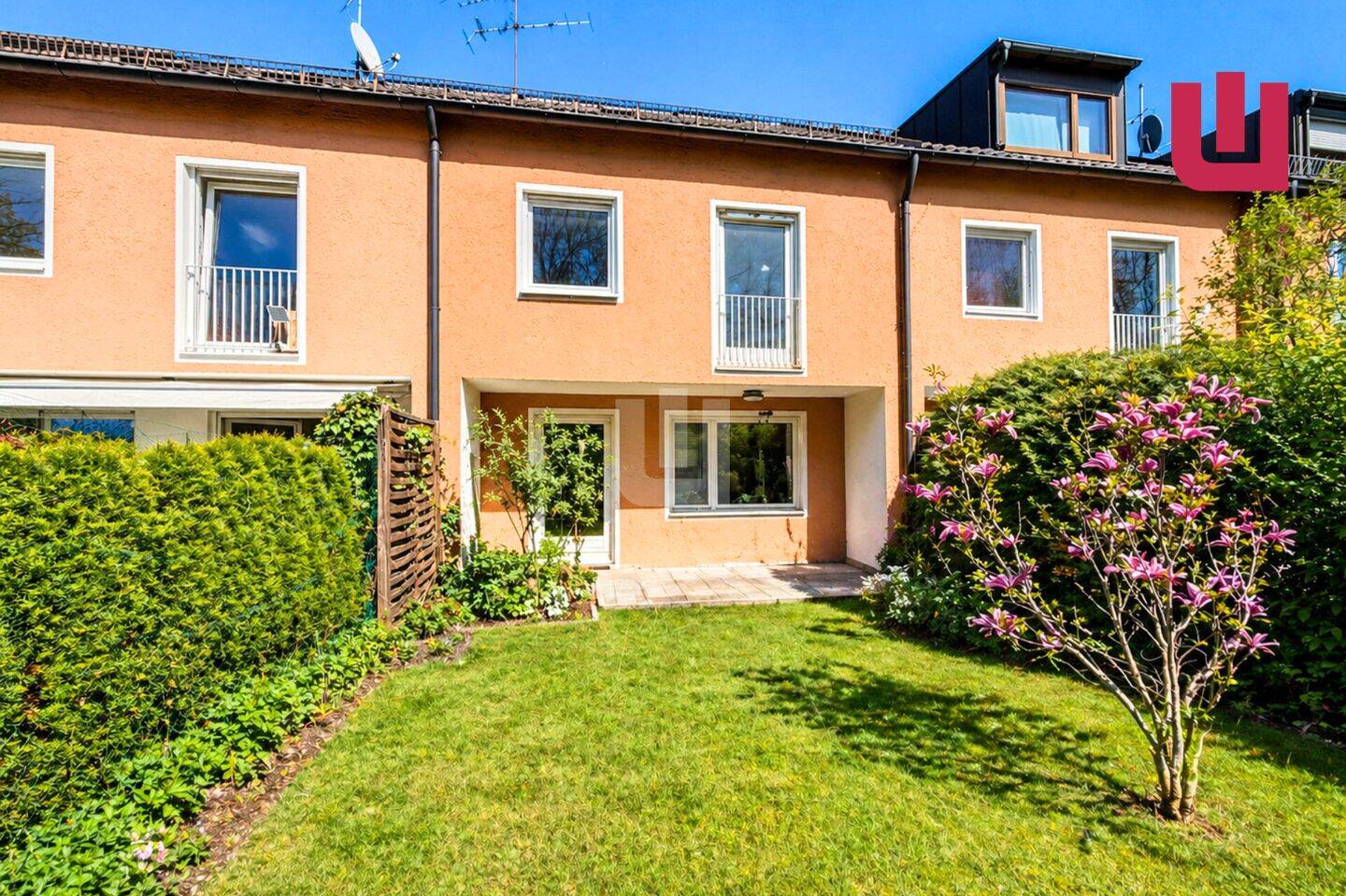 WINDISCH IMMOBILIEN – RMH mit Ausbaupotenzial in familienfreundlicher Waldrandlage von Trudering!, 81827 München (Ramersdorf-Perlach Trudering-Riem)