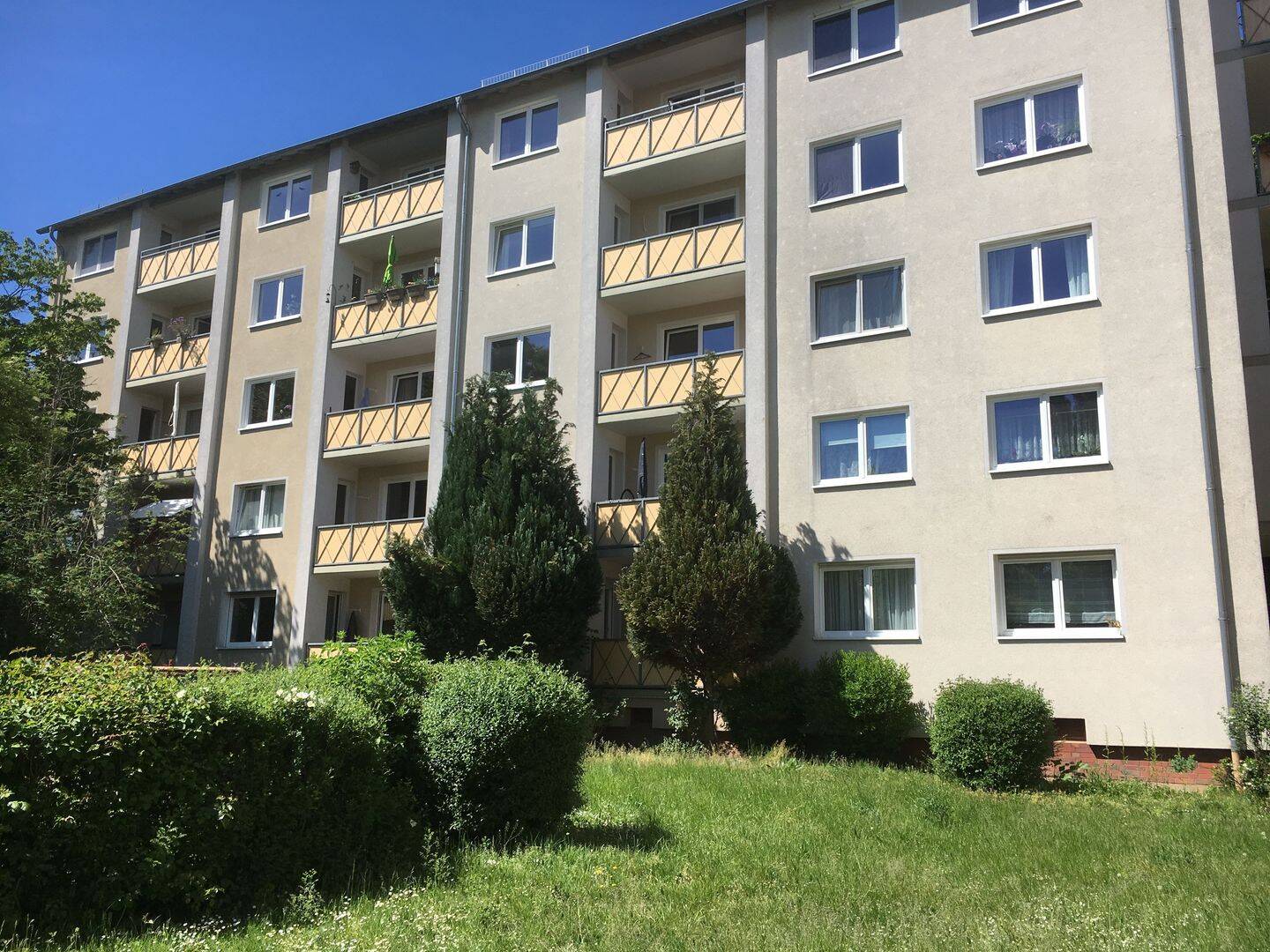 2,5-Zimmer-Wohnung zentral gelegen mit Balkon!, 60320 Frankfurt am Main