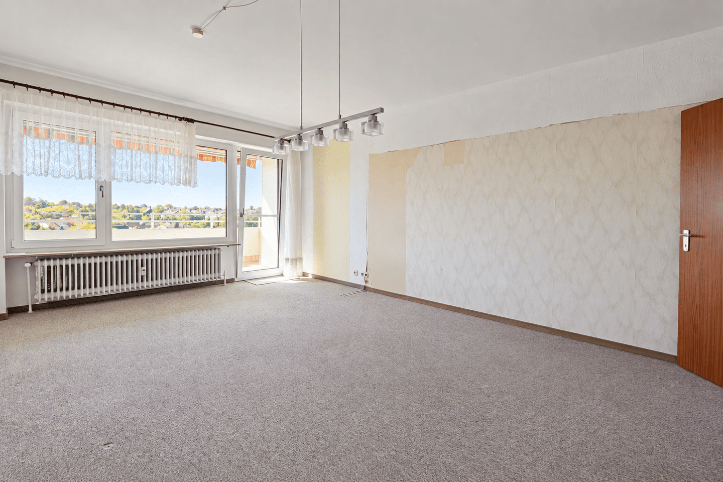 Helle und geräumige 3,5-Zimmer-Wohnung mit toller Aussicht!, 91056 Erlangen