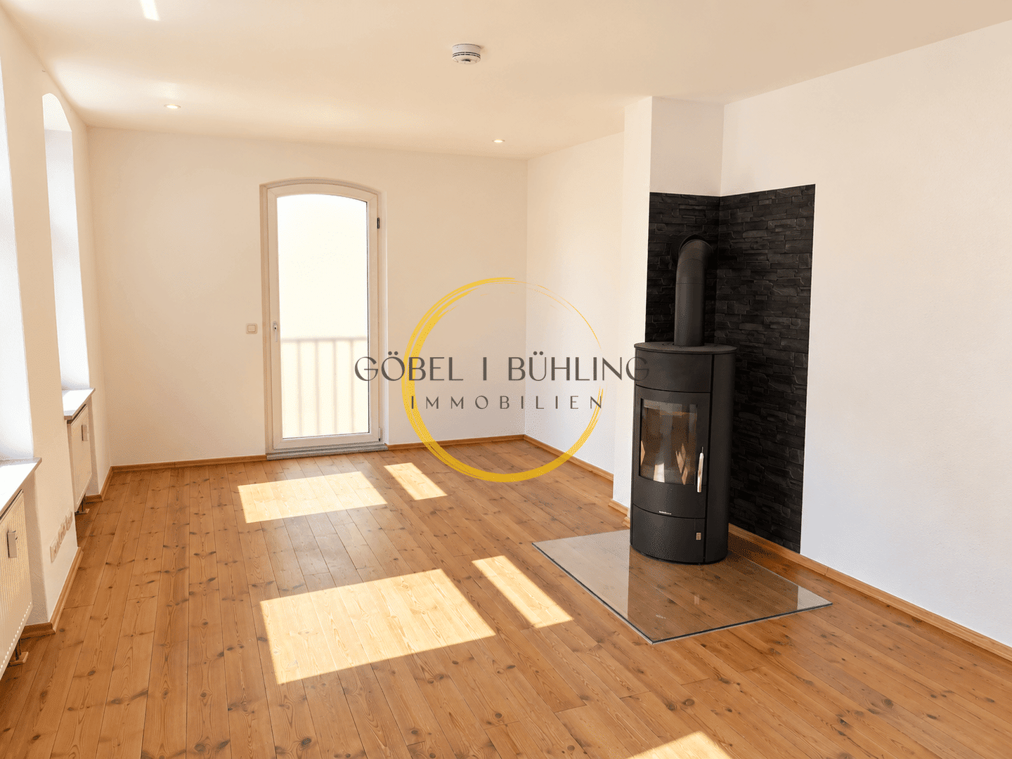 4-Zimmer-Maisonette mit hochwertiger Einbauküche, 2 Bädern und Stellplatz im Zentrum Geras, 7545 Gera (Bieblach Innenstadt Ostviertel Pforten Untermhaus)