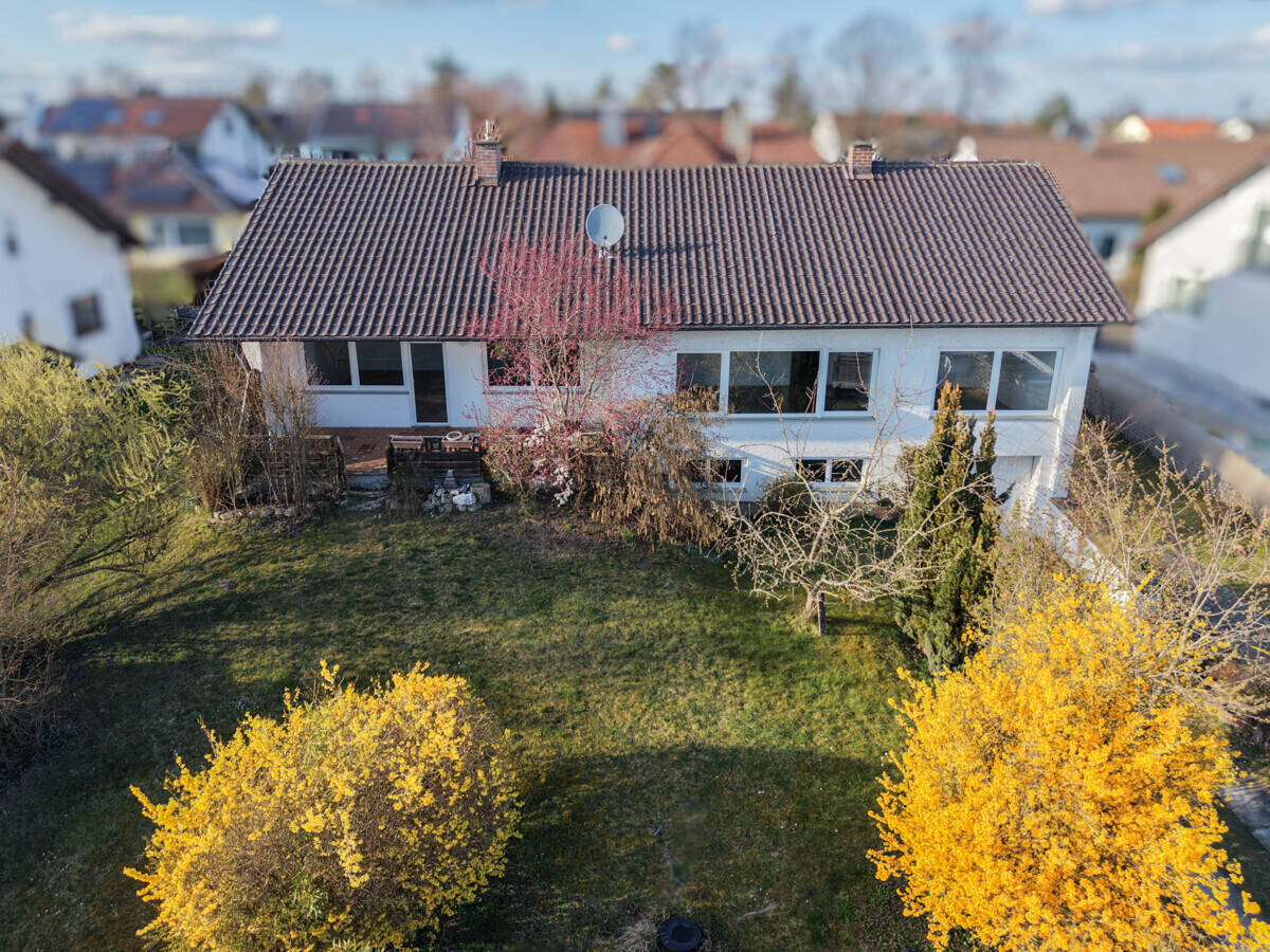 Einfamilienhaus mit Ausbaureserve in Gerolfing, 85049 Ingolstadt