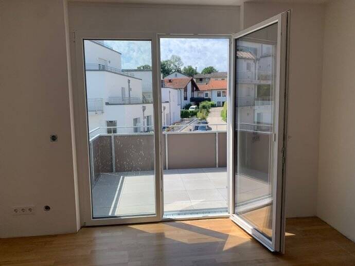 1-Zimmer-Apartment teilmöbliert zu vermieten, 83278 Traunstein