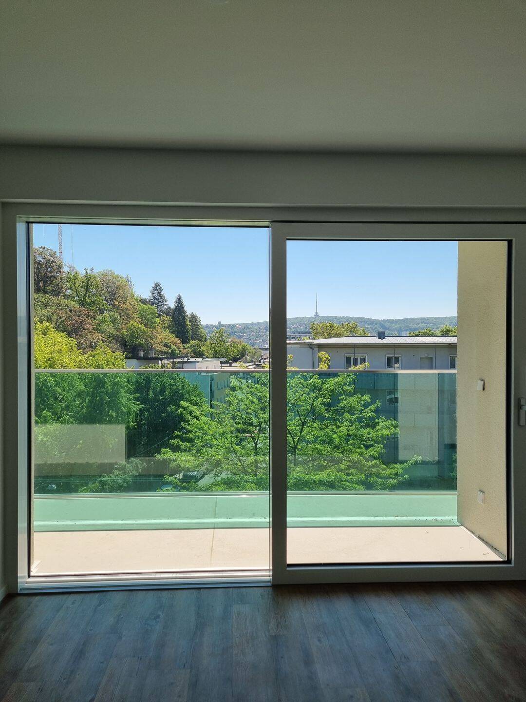 Urban Living – Neuwertige Wohnung mit Aussicht, 70174 Stuttgart (Mitte Nord West)