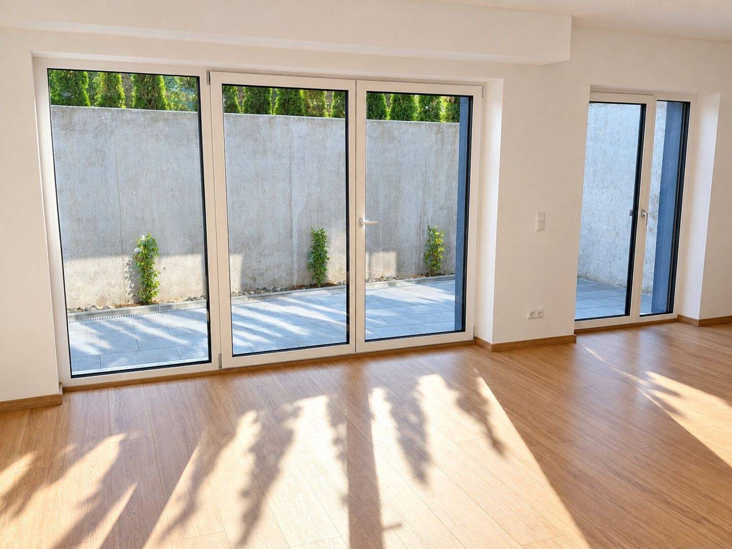 Neuwertiges Wohnen im Souterrain: Barrierefrei, modern & bezugsfertig, 92224 Amberg