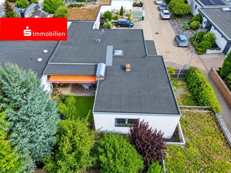 Großzügiger Bungalow in gesuchter Lage, 64291 Darmstadt (Arheilgen Wixhausen)