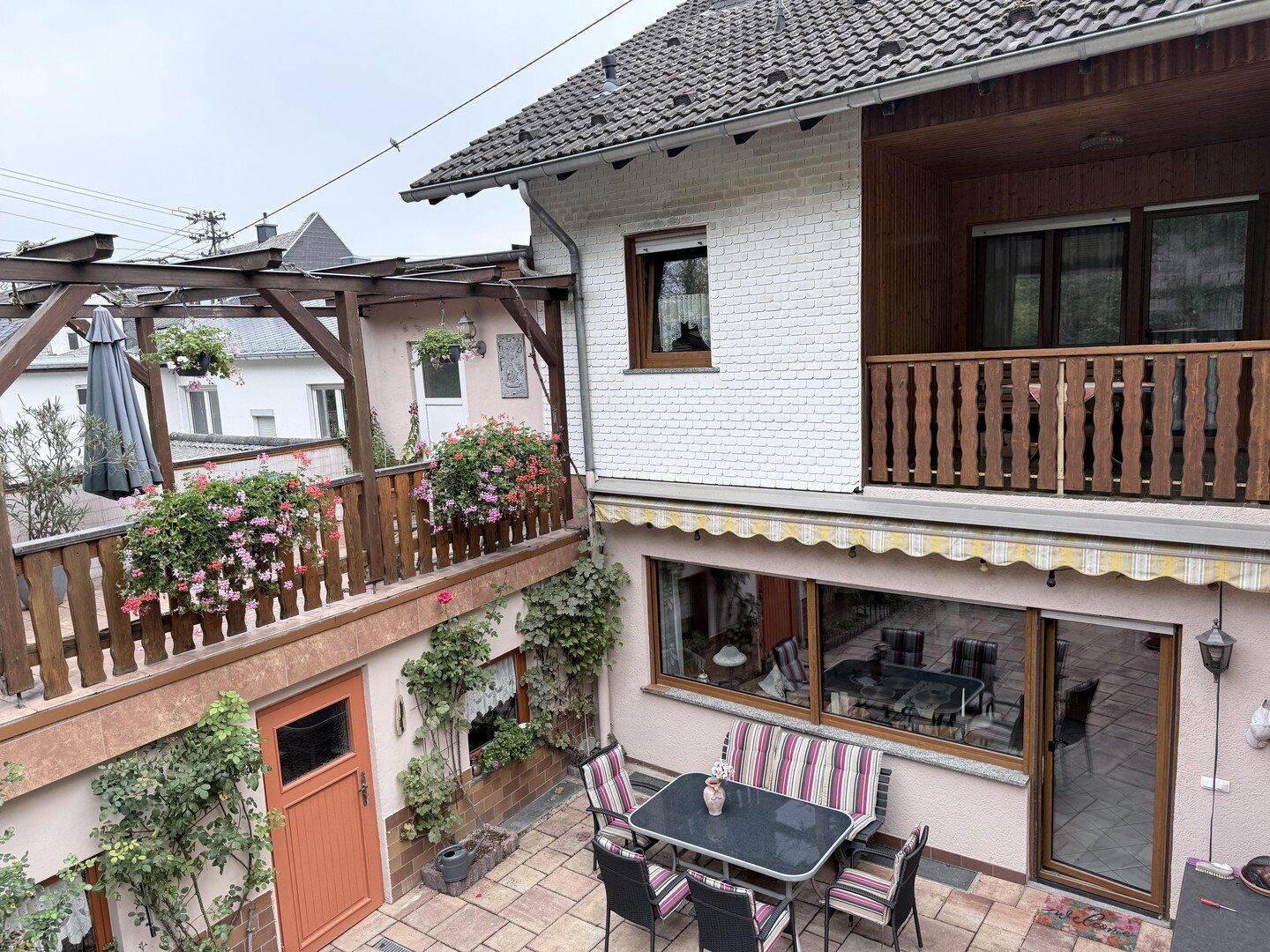Viel Platz, großer Garten, ruhige Lage – Einfamilienhaus in Weißenthurm, 56575 Weißenthurm