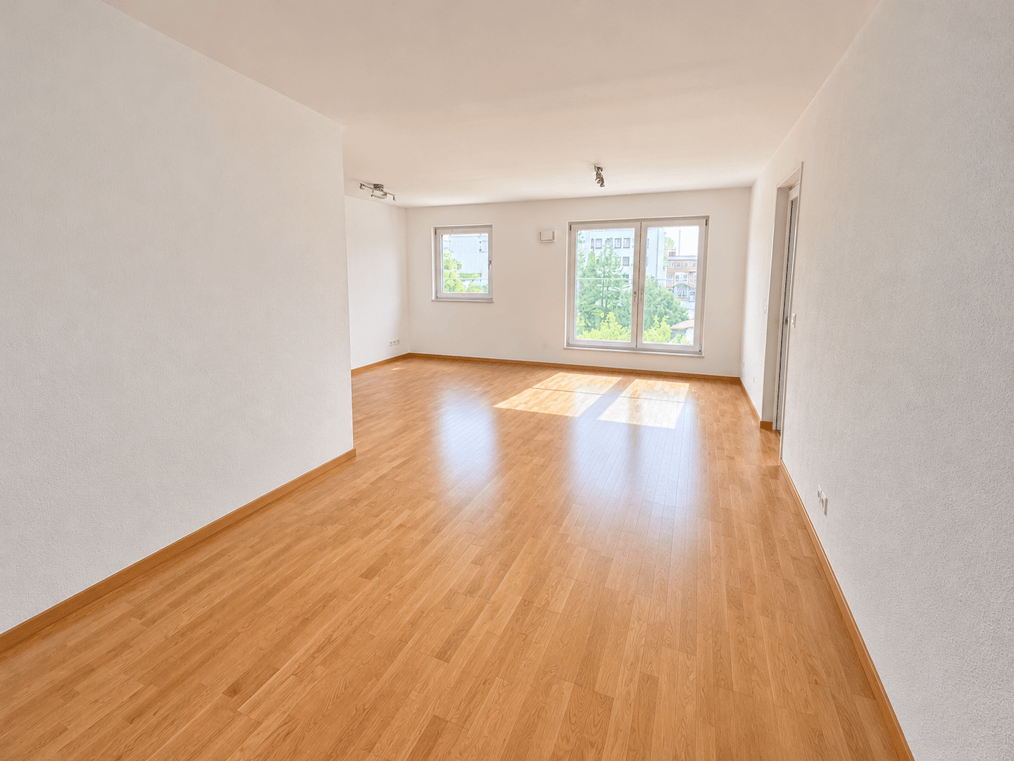 Wunderschöne, zentral gelegene, moderne 3-Zimmer Wohnung, 84034 Landshut (Münchnerau Nikola West)