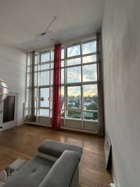 Provisionsfreie Wohnung mit Fernsicht und in absoluter Nähe zu den öffentlichen Verkehrsmitteln und, 85764 Oberschleißheim