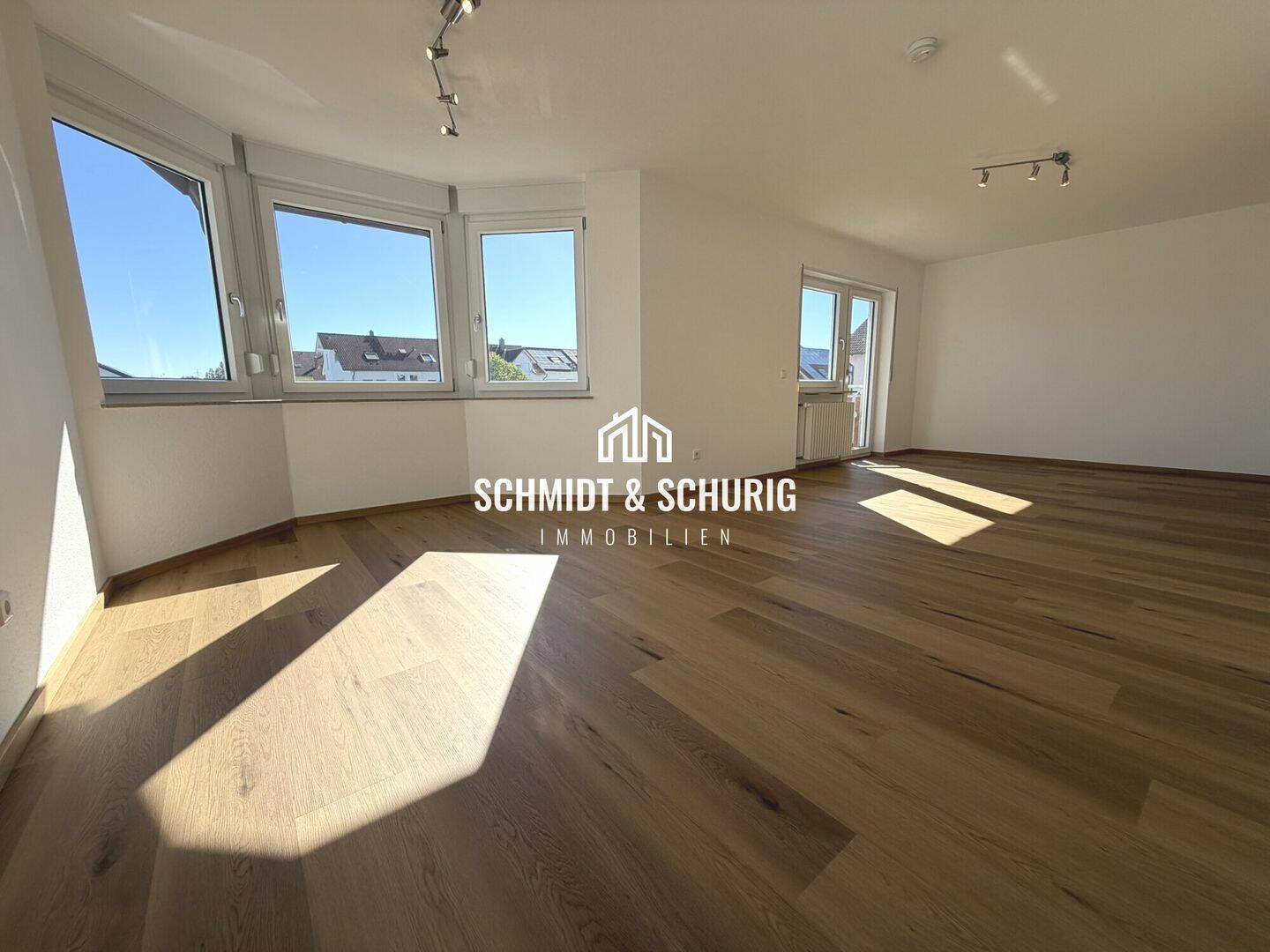 Moderne drei Zimmer Maisonette Wohnung mit Balkon zur Miete, 76707 Hambrücken