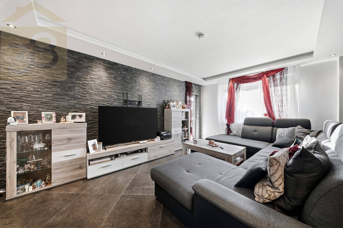 Kernsanierte 3 Zimmer Erdgeschosswohnung mit Garten und Tiefgaragenstellplatz in Westhagen! Meine Immobilie=Mein Partner!, 38444 Wolfsburg (Detmerode Hattorf Heiligendorf Rabenberg Westhagen)