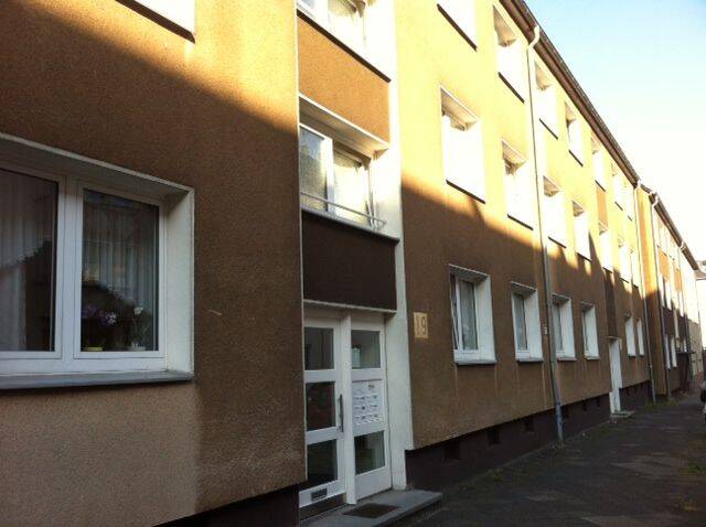 Bei VIVAWEST die Sonnenstrahlen auf dem eigenen Balkon genießen., 45881 Gelsenkirchen (Schalke Schalke-Nord)