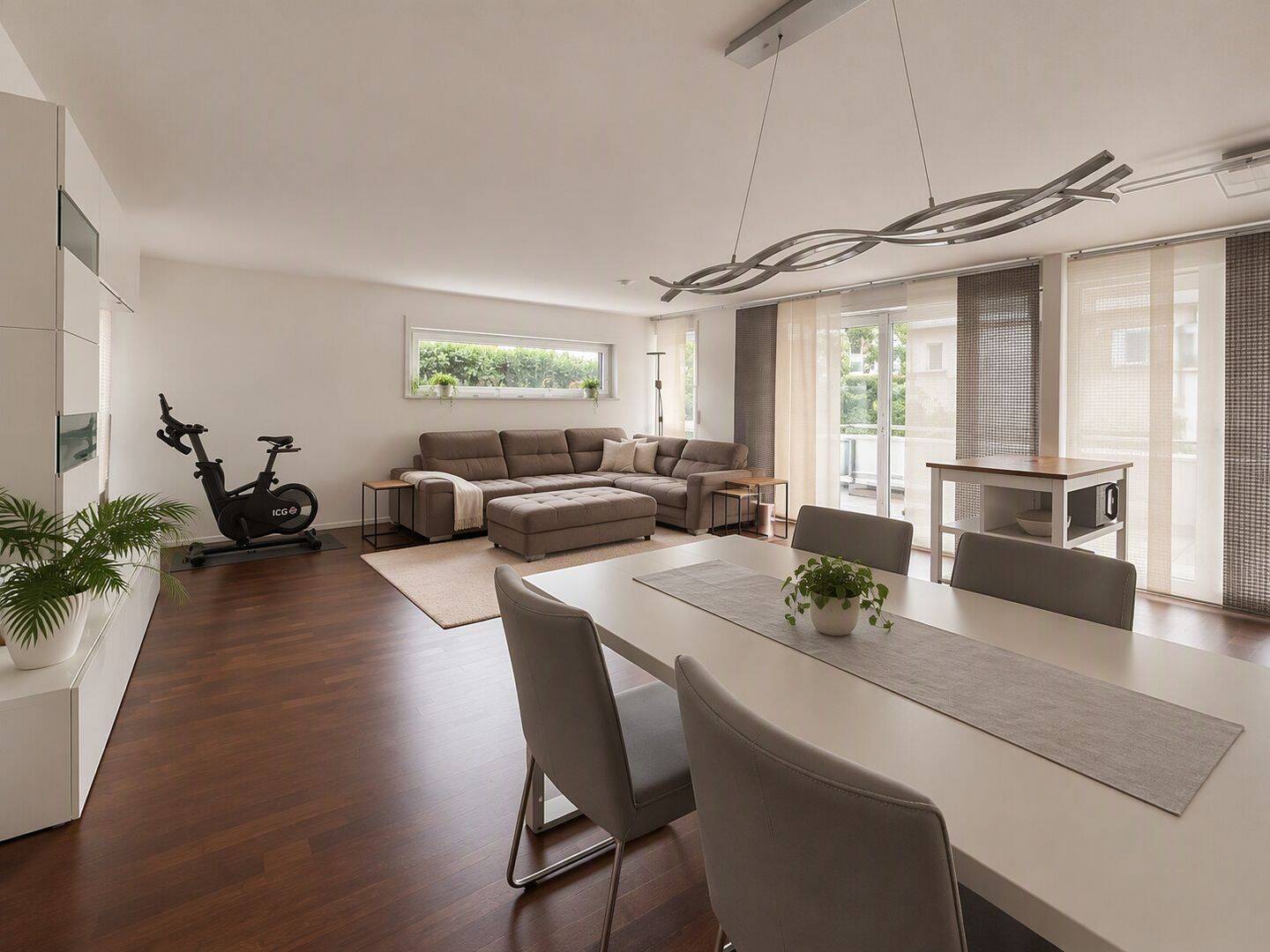 Modern wohnen in Tamm: 3,5 Zimmer mit großem Südbalkon, 71732 Tamm