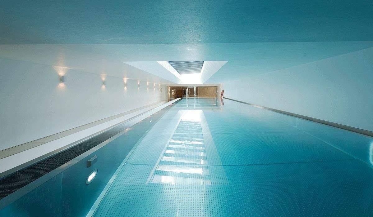 20×4 m Pool, Bezugsfreie 2-Zi-Citywohnung mit großer Sonnenterrasse und Wellnessoase im Haus, 80469 München (Altstadt-Lehel Ludwigsvorstadt-Isarvorstadt)