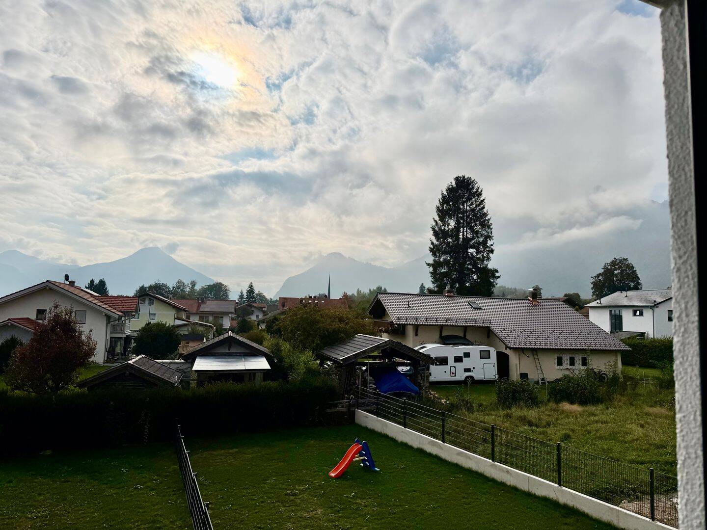 I. I. TEAM: Neubau Doppelhaushälfte in naturnaher, ruhiger Lage, 83098 Brannenburg