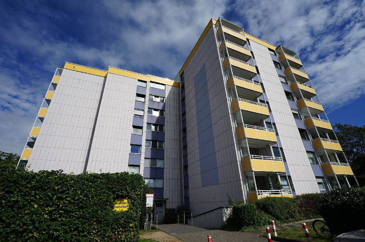 Investieren in Leverkusen-Schlebusch! Gepflegte 3-Zimmer-Eigentumswohnung mit Tiefgaragenstellplatz, 51375 Leverkusen (Schlebusch)