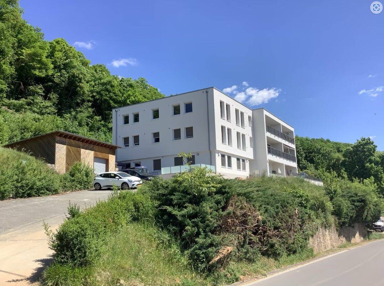 3 Zimmer Wohnung mit Sonnenbalkon, 54675 Wallendorf