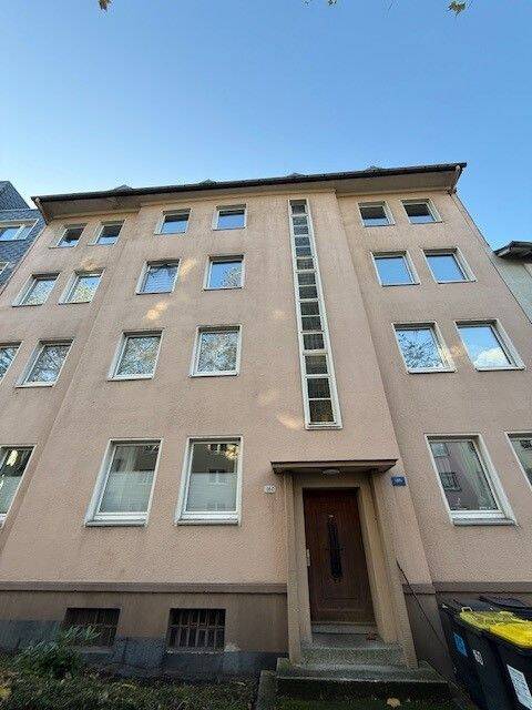Wohnen mit Altbauflair – Modernisierte 3 Zimmer Wohnung in Wuppertal-Elberfeld, 42119 Wuppertal (Elberfeld)