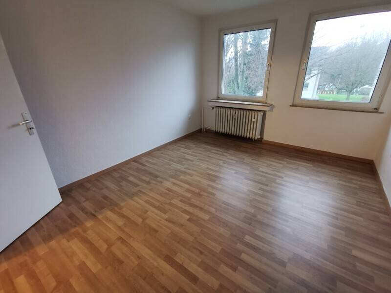 Wer will mich!? Günstig geschnittene 3-Zimmer-Wohnung, 45889 Gelsenkirchen (Bismarck)