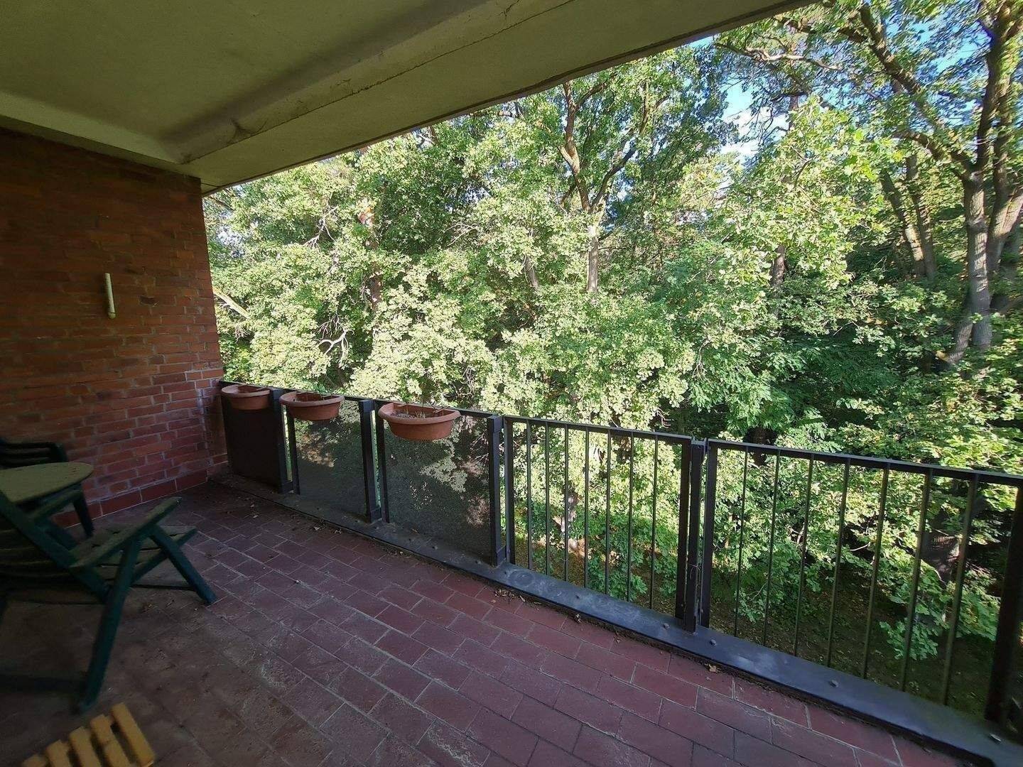 Mieten auf Zeit in Dahlem: 3 Jahre| Tolle Lage am Grunewald und vollmöbliert großer Balkon| Einbauküche, 14195 Berlin (Steglitz-Zehlendorf)