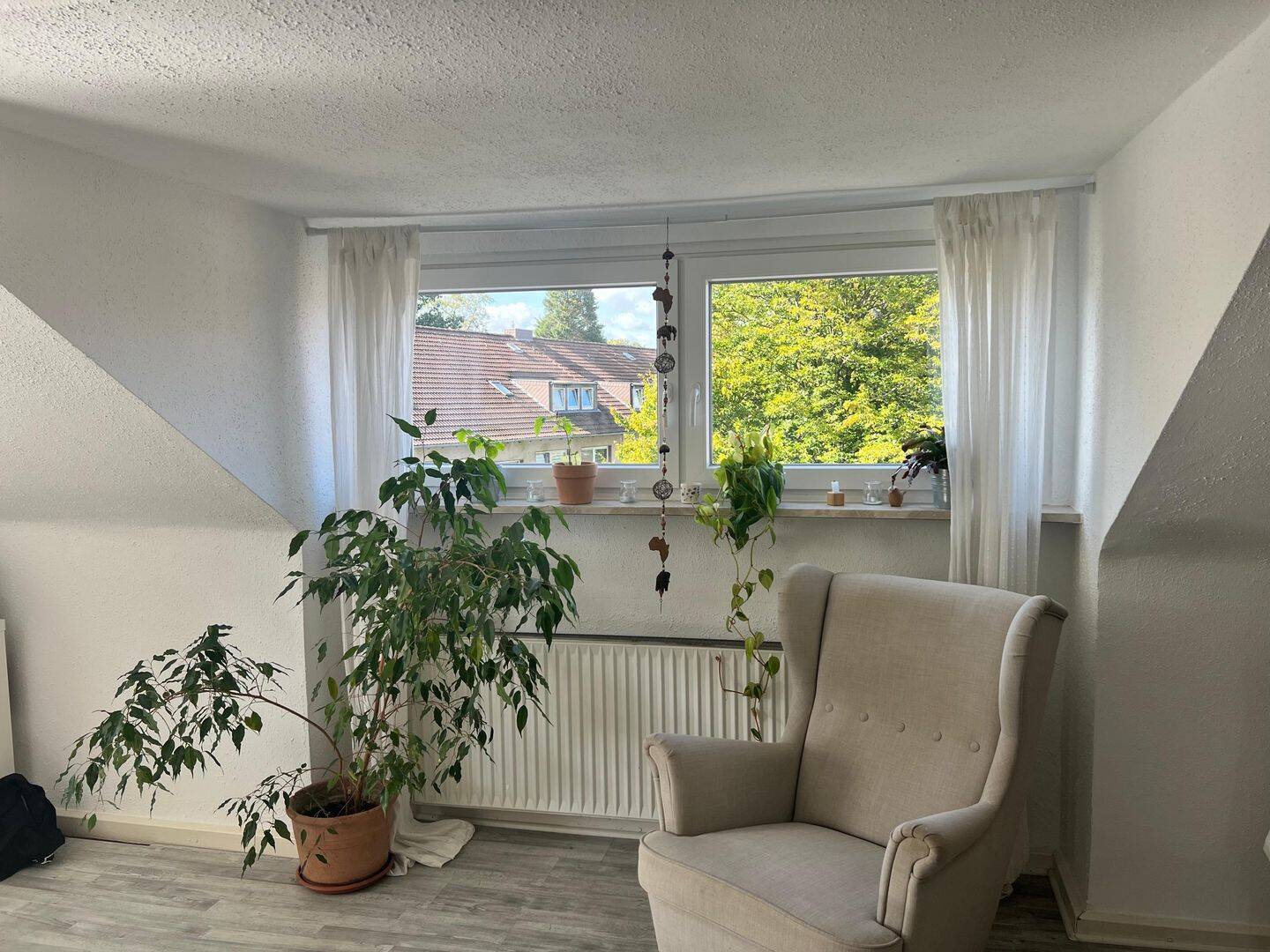 Ruhige 2 Zimmer Dachgeschosswohnung in GE-Resse Eibenstr zu vermieten, 45892 Gelsenkirchen (Resse Resser-Mark)