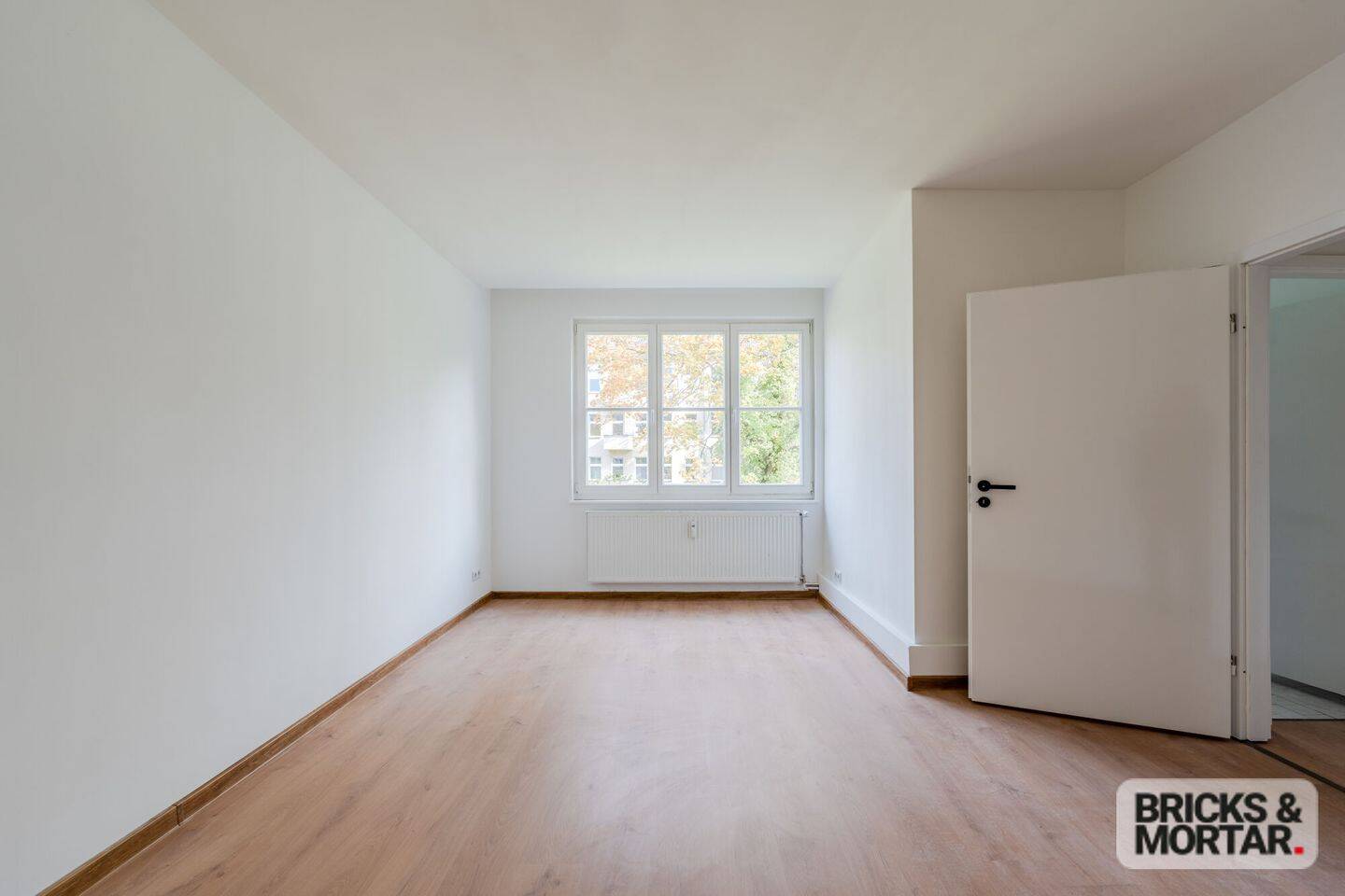 Bezugsfreie, sanierte 4-Zimmer-Altbauwohnung mit Lift in ruhiger Lage von Berlin-Schmargendorf, 14199 Berlin (Steglitz-Zehlendorf)