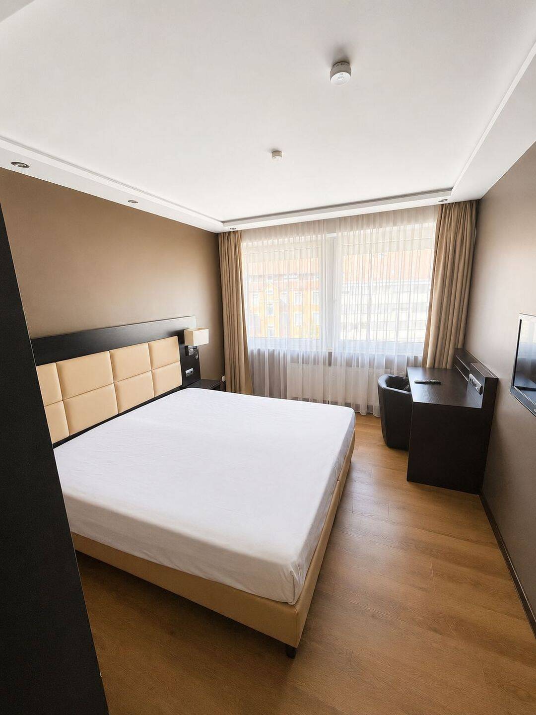 Voll ausgestattete, möblierte Wohnung in Top-Lage von Karlsruhe zu vermieten., 76133 Karlsruhe