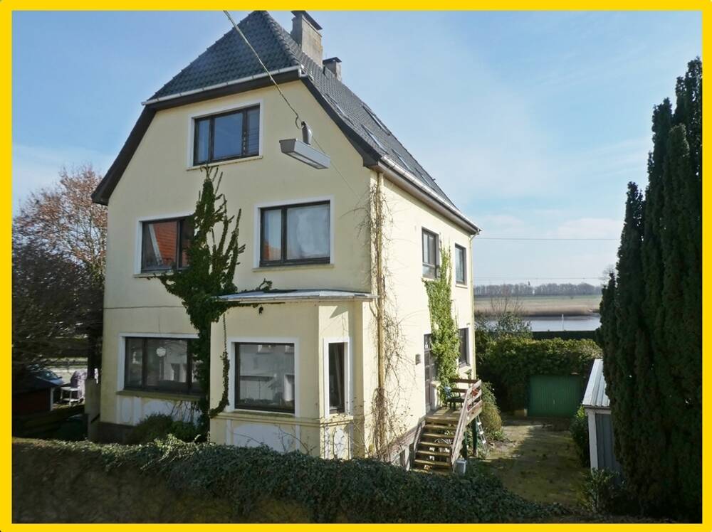 Möbliertes und frisch renovierte (Studenten-) WG-Zimmer in ehemaliger Beluga-Villa mit tlw. Hunteblick! Ab 15.10.2026 frei!, 26931 Elsfleth