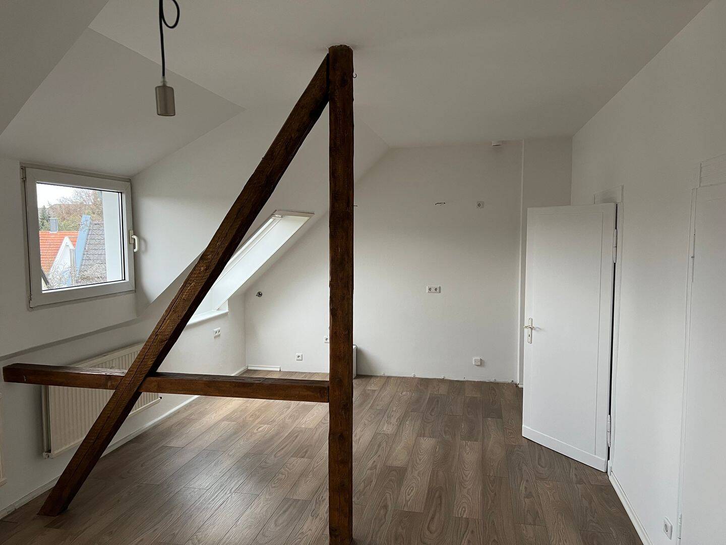 70 qm Dachgeschosswohnung in Solingen Ohligs, 42697 Solingen (Merscheid Ohligs-Aufderhöhe)