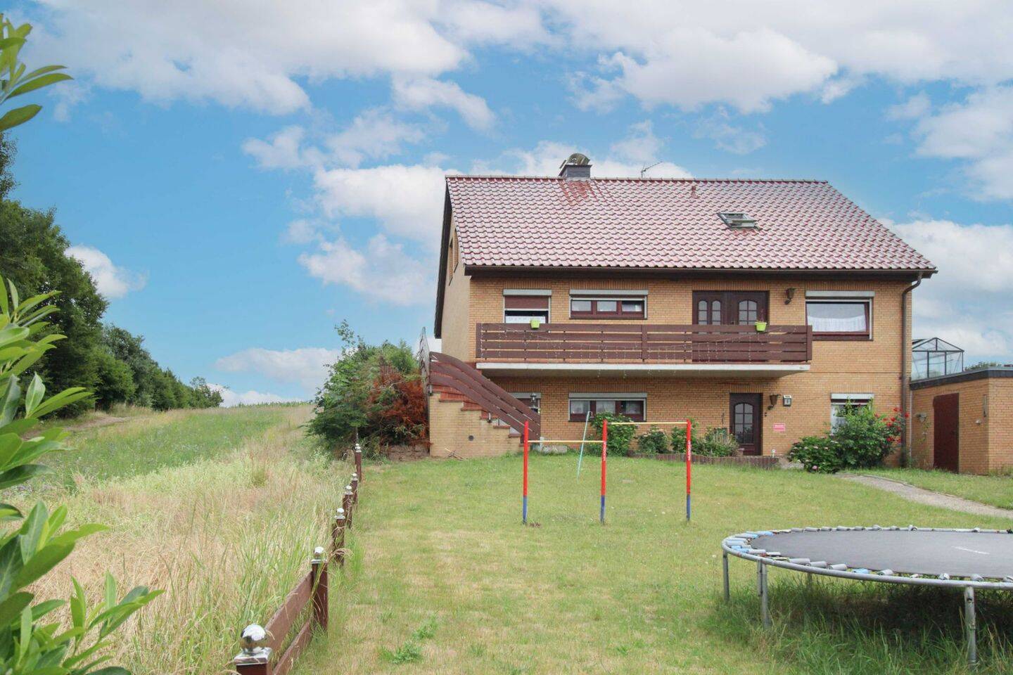 Teil-Saniertes Einfamilienhaus mit Einliegerwohnung in Nehmten-Bredenbek auch für Mehrgenerationen, 24326 Nehmten