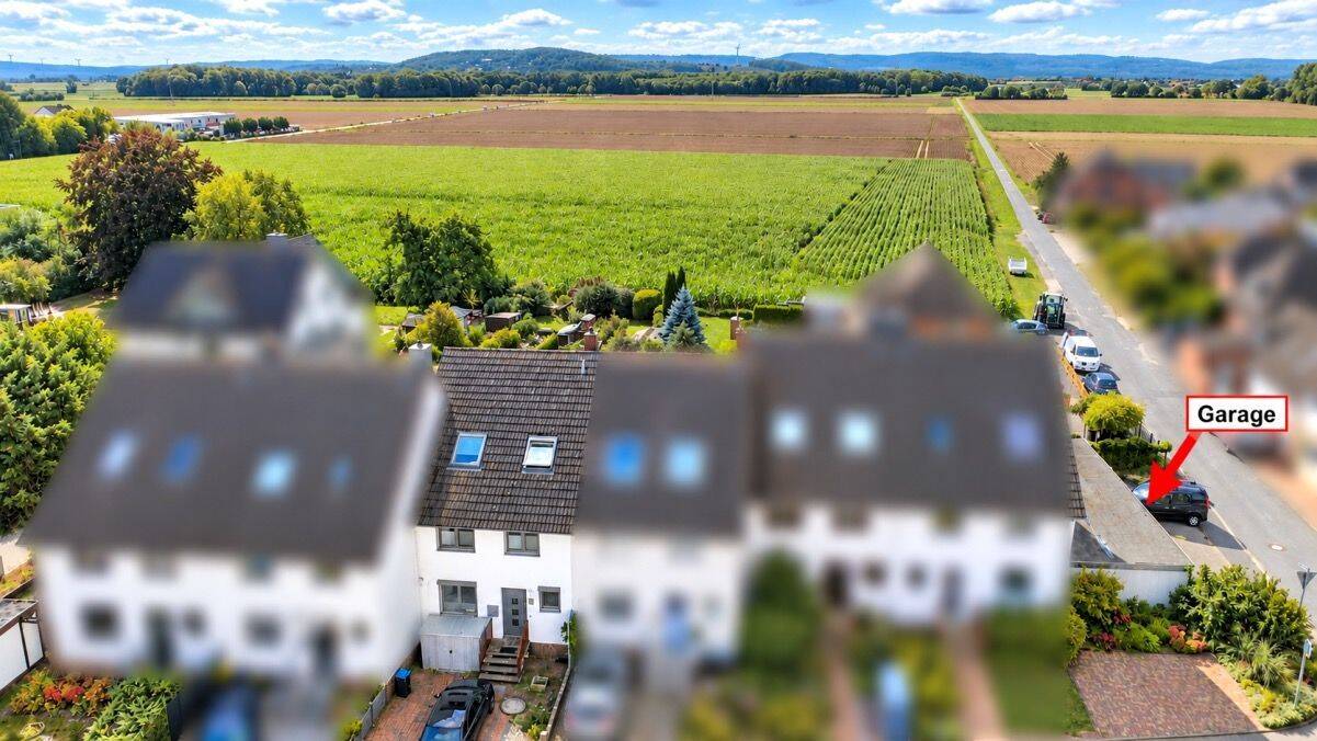 Familienglück mit Weitblick – modernisiertes Zuhause direkt am Grünen, 30966 Hemmingen