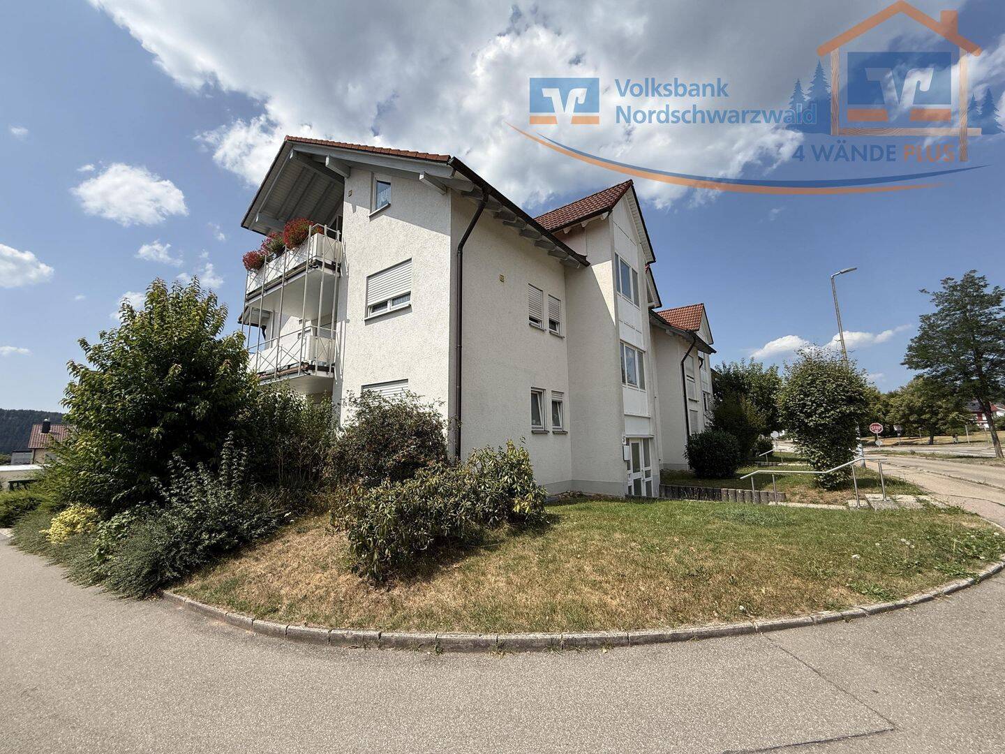Großzügige 3,5-Zimmer-Wohnung mit schönem Balkon in bevorzugter Lage von Freudenstadt, 72250 Freudenstadt