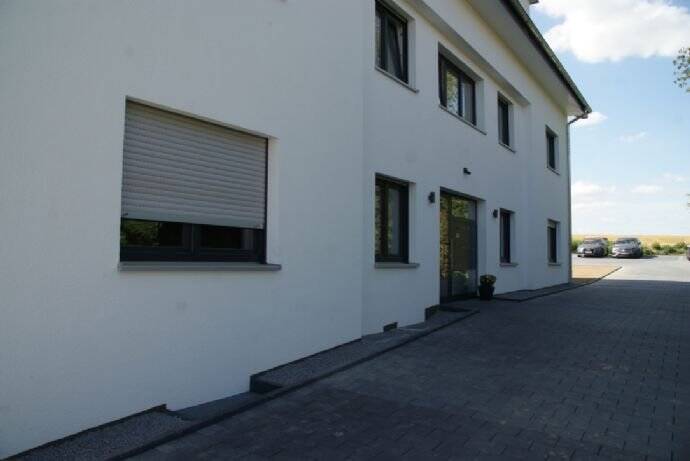 Einziehen und Wohlfühlen! 3-Zimmer-Dachgeschoss-Wohnung mit Balkon in Schweicheln-Bermbeck!, 32120 Hiddenhausen