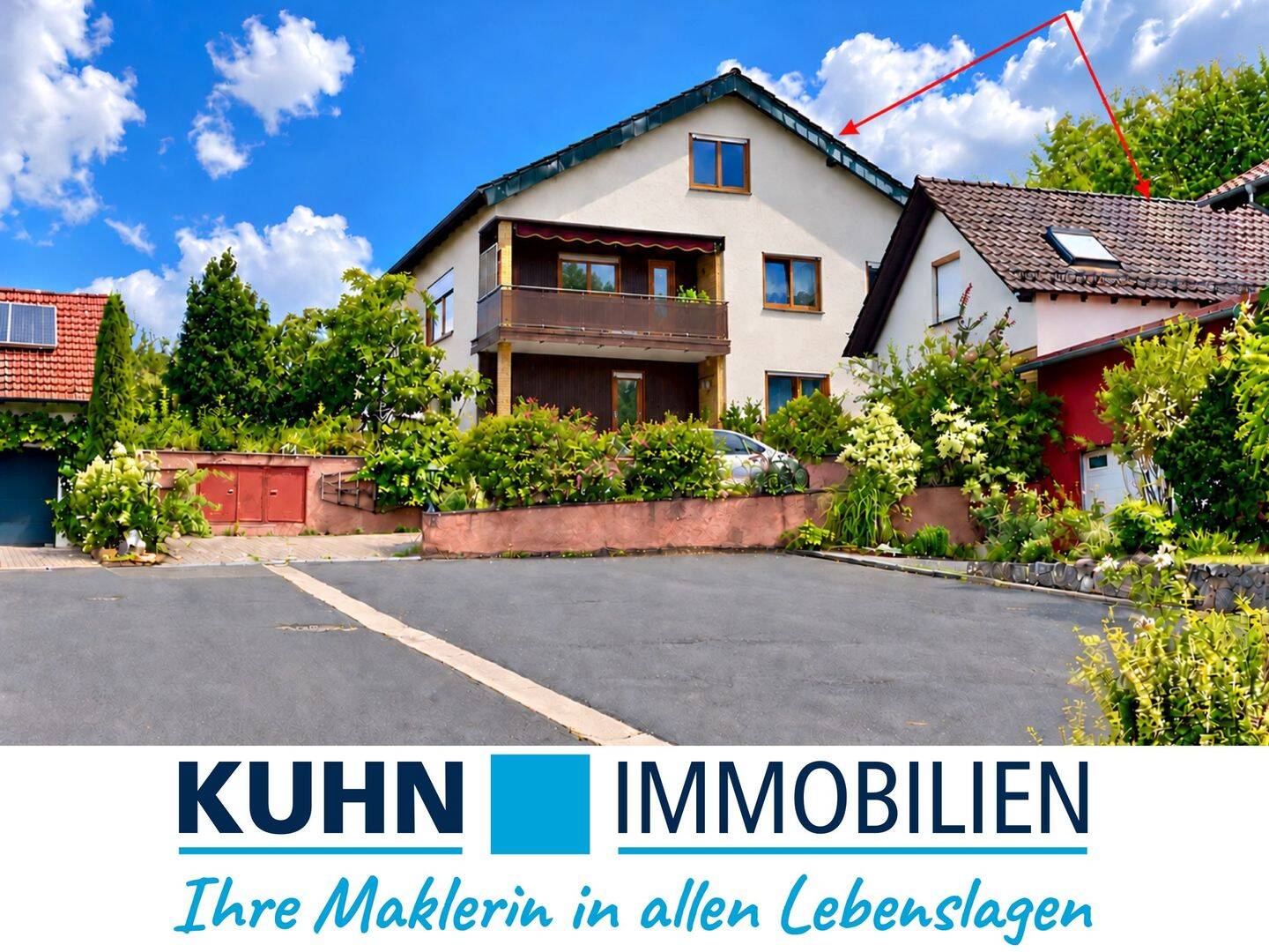 Viel Platz, Weitblick und flexible Wohnmöglichkeiten – großzügiges Wohnhaus mit zwei Garagen in Hammelburg-Obereschenbach, 97762 Hammelburg