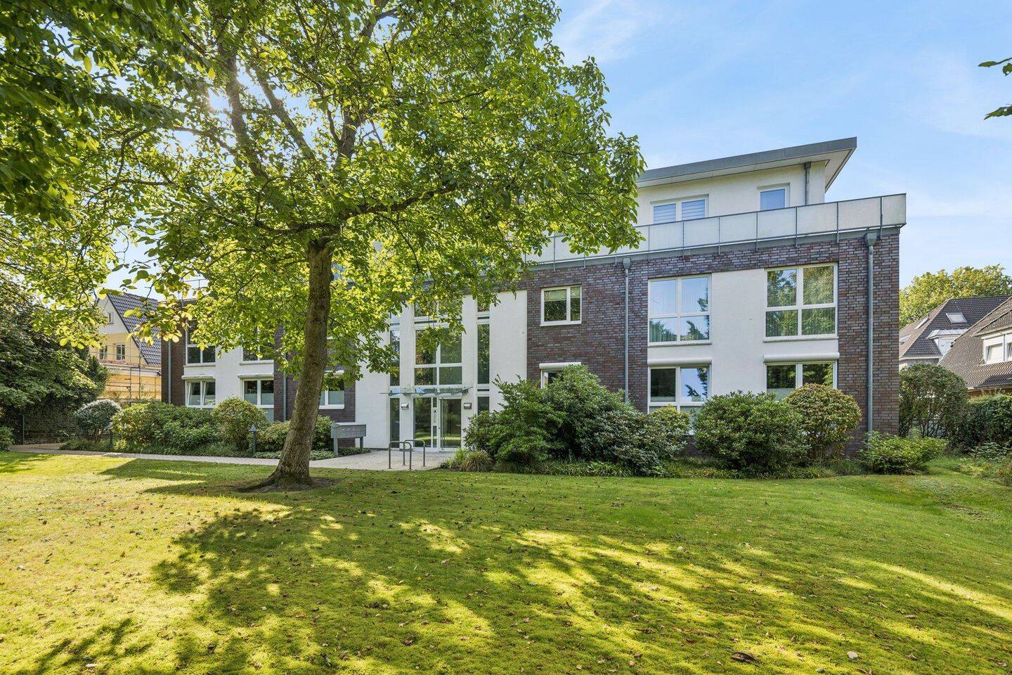 Großzügiges Penthouse in Niendorf – zentral, ruhig und energieeffizient, 22459 Hamburg (Eimsbüttel Niendorf Schnelsen)