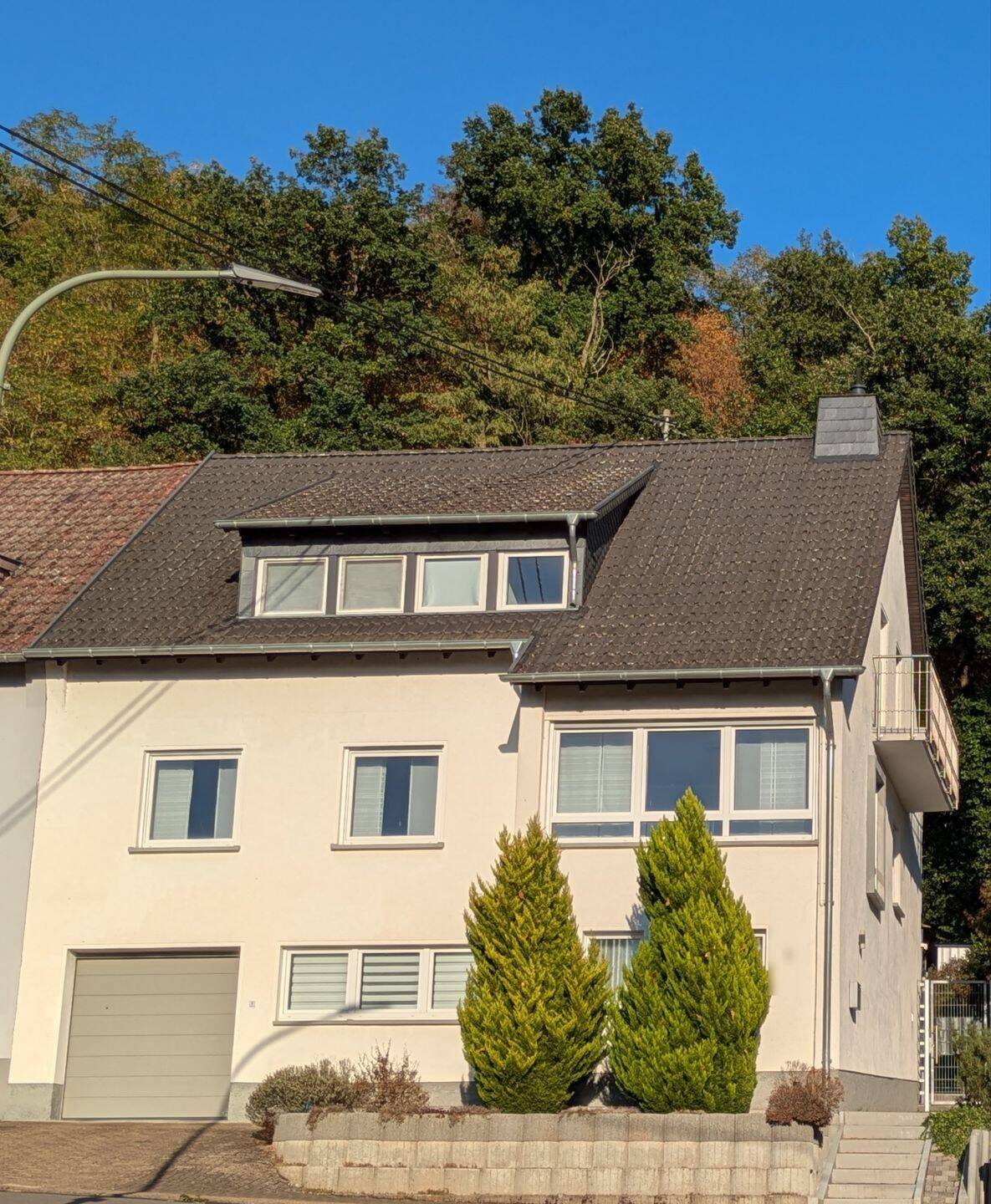 Bezugsfertiges Einfamilienhaus mit Garten in Überherrn-Bisten, 66802 Überherrn