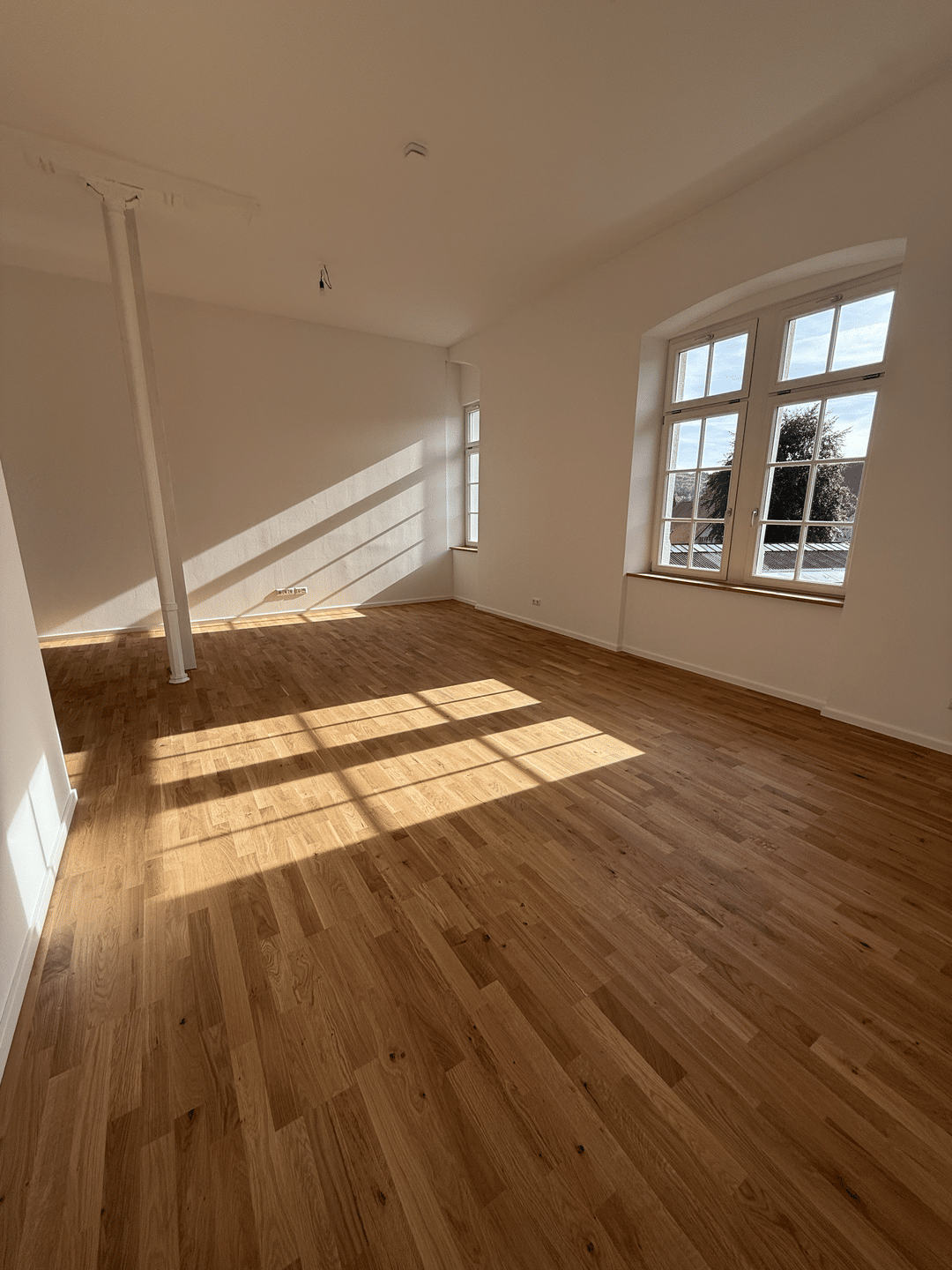 Schmuckstück: Erstbezug in 3,5-Zimmer Wohnung im 1.OG, 78247 Hilzingen