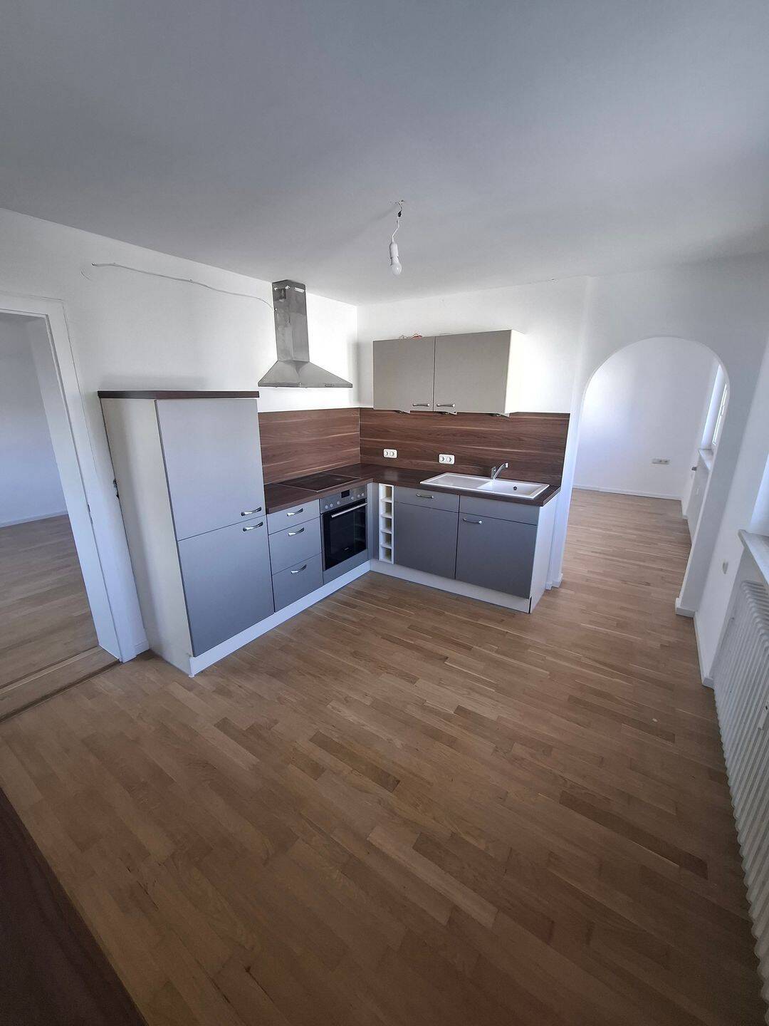 Töging am Inn – Helle 4-Zimmer-Wohnung im Zweifamilienhaus zu vermieten., 84513 Töging a. Inn