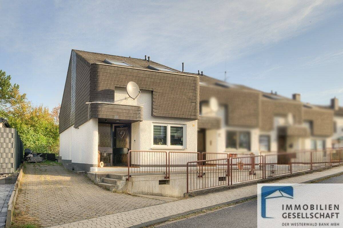 Umfassend modernisiertes Reihenendhaus in familienfreundlicher Lage von Vallendar!, 56179 Vallendar