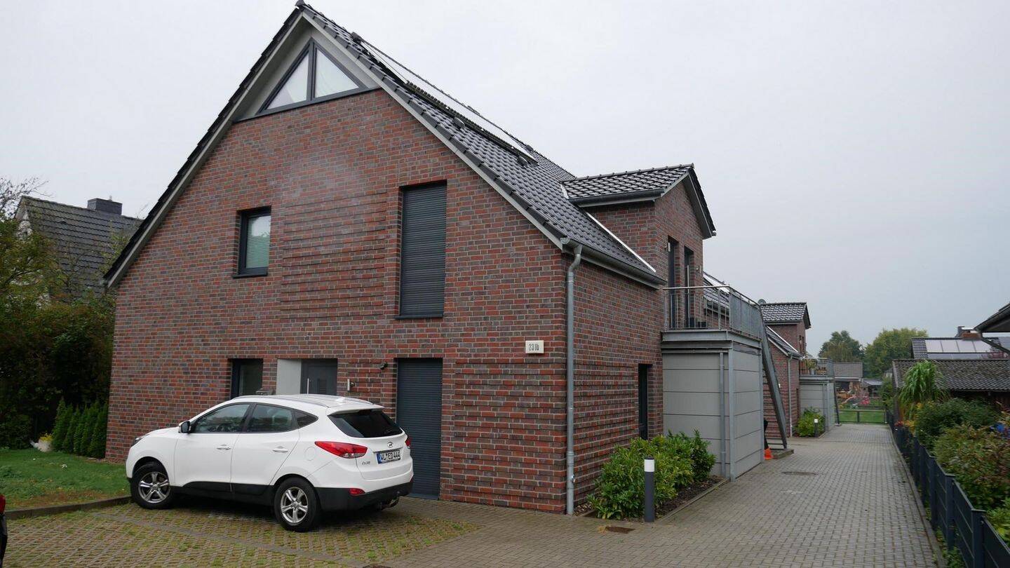 Neuwertige 2,5-Zimmer-Wohnung mit Gartenanteil, Einbauküche und Stellplatz in ruhiger Wohnlage, 21614 Buxtehude