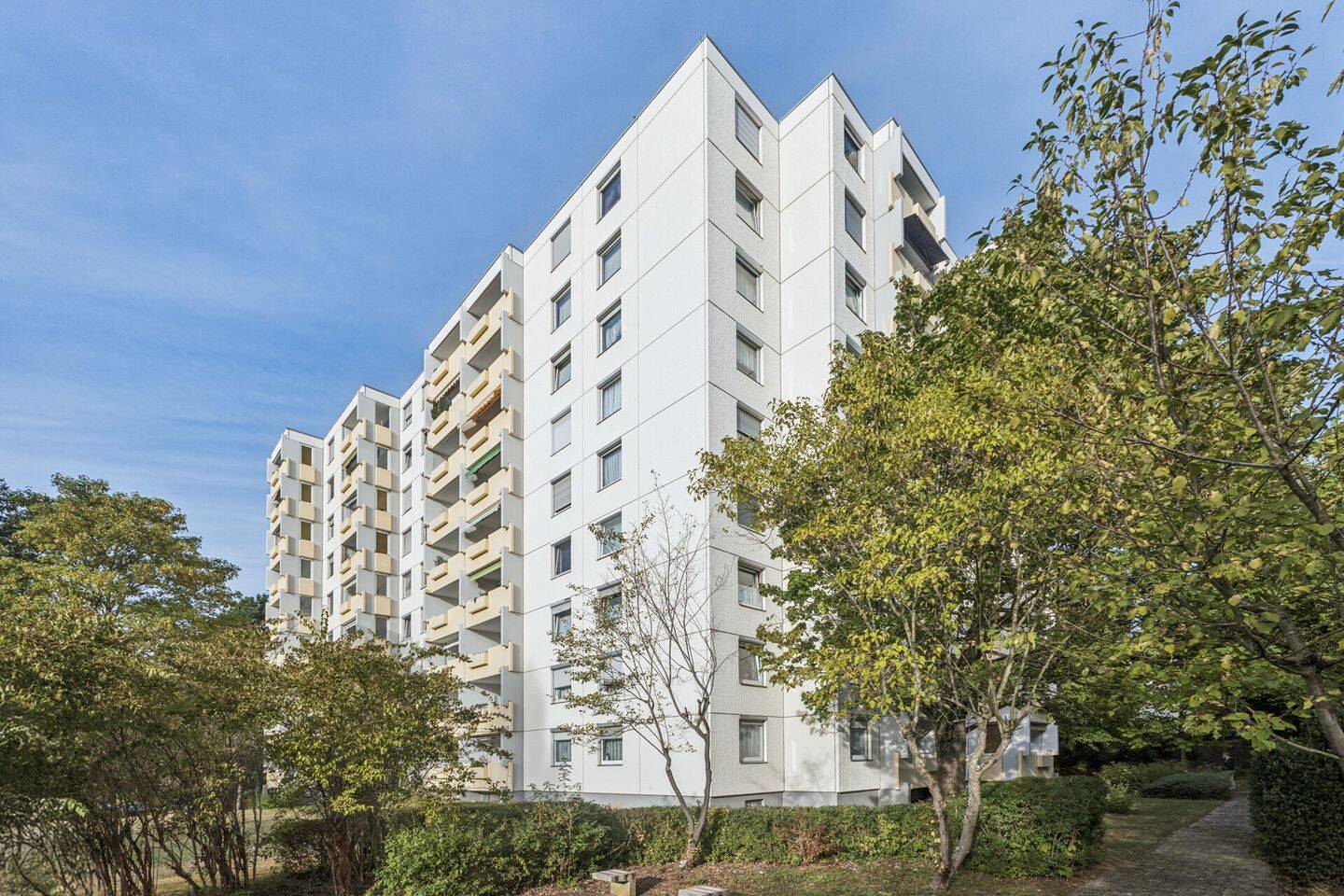 Viel Raum für neue Ideen – Wohnung mit Potenzial in Oßweil, 71640 Ludwigsburg