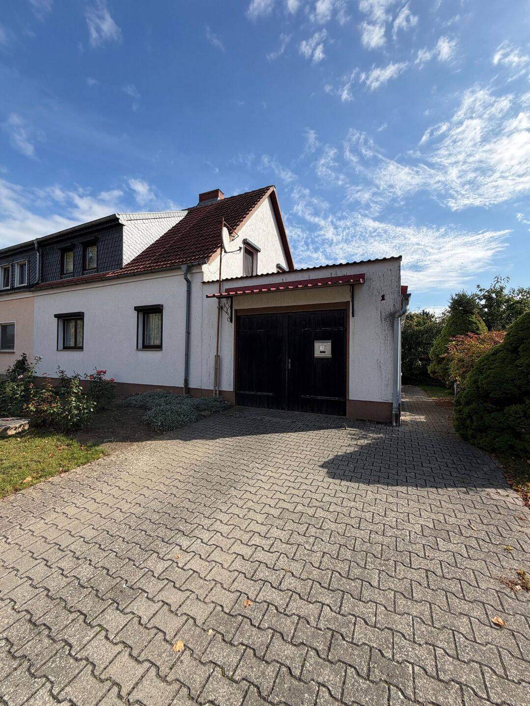 Charmante Doppelhaushälfte mit 5 Zimmern, großem Garten & Garage in Prenzlau, 17291 Prenzlau