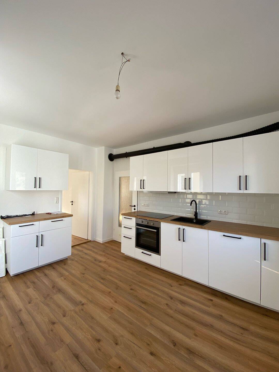 Frisch renovierte 4-Zimmer-Wohnung, 92224 Amberg